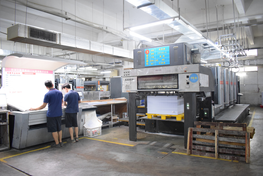 GUANGZHOU YM PACKAGE PRODUCTS CO.,LTD. linha de produção do fabricante