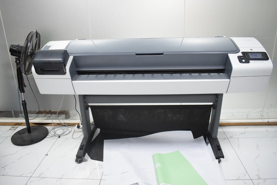 GUANGZHOU YM PACKAGE PRODUCTS CO.,LTD. linha de produção do fabricante