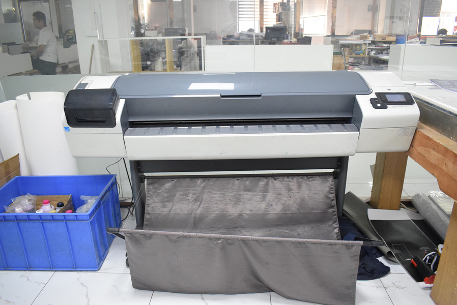 GUANGZHOU YM PACKAGE PRODUCTS CO.,LTD. linha de produção do fabricante