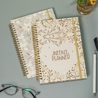 Caderno de capa dura espiral com arte personalizada em papel branco de 5,8 x 8,3 polegadas com opção de personalização