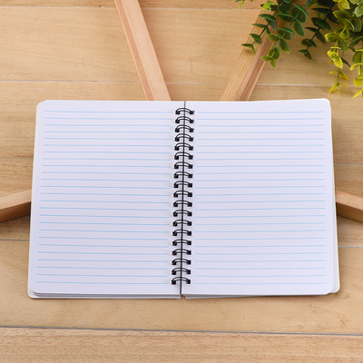 Caderno de capa dura personalizado de 300 g/m² para seus projetos