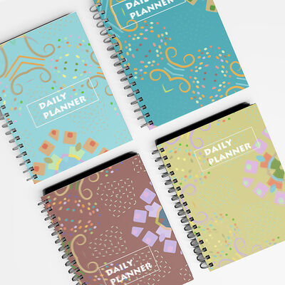 Um livro de anotações de capa dura em espiral com estilo elegante adequado para anotações de reuniões e diários pessoais