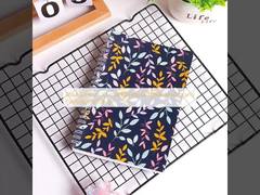 Caderno de Jornal Personalizado Preto com Encadernação em Espiral e Design Profissional