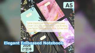 Caderno de capa dura em espiral elegante em relevo